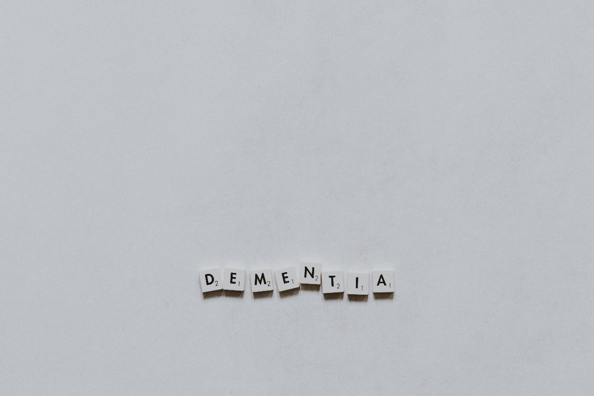 dementia spelling in scrabble tiles